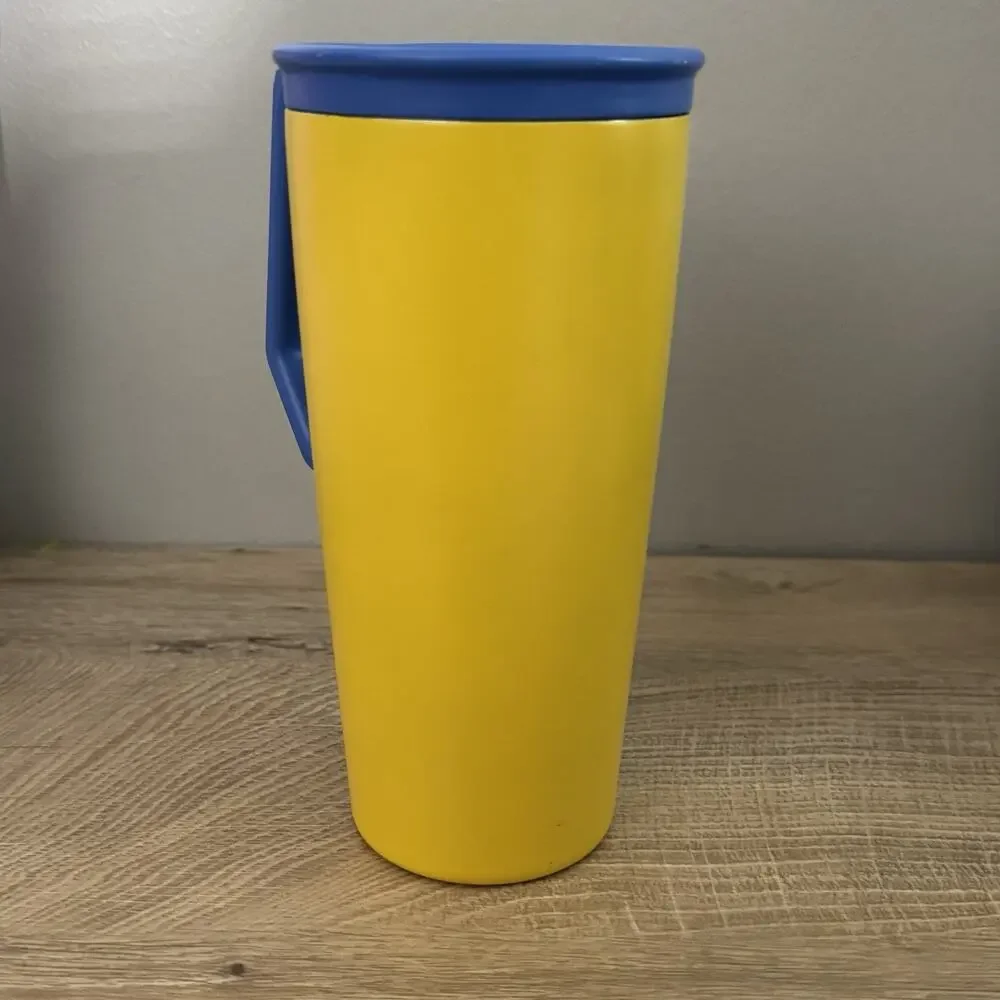 Starbucks Tumbler Korea 2022 SS Summer Yellow Chubby Handle 473ml 16 Oz Hot Cold